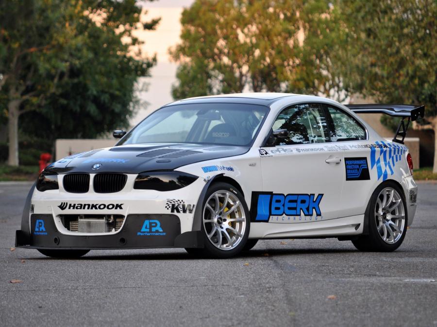  BMW 135i Coupe by Berk Technology 2011 года  (фото 4 из 5)